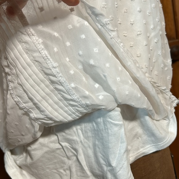 Lacy, frilly chiffon-like layered blouse with cap sleeves - Picture 9 of 9